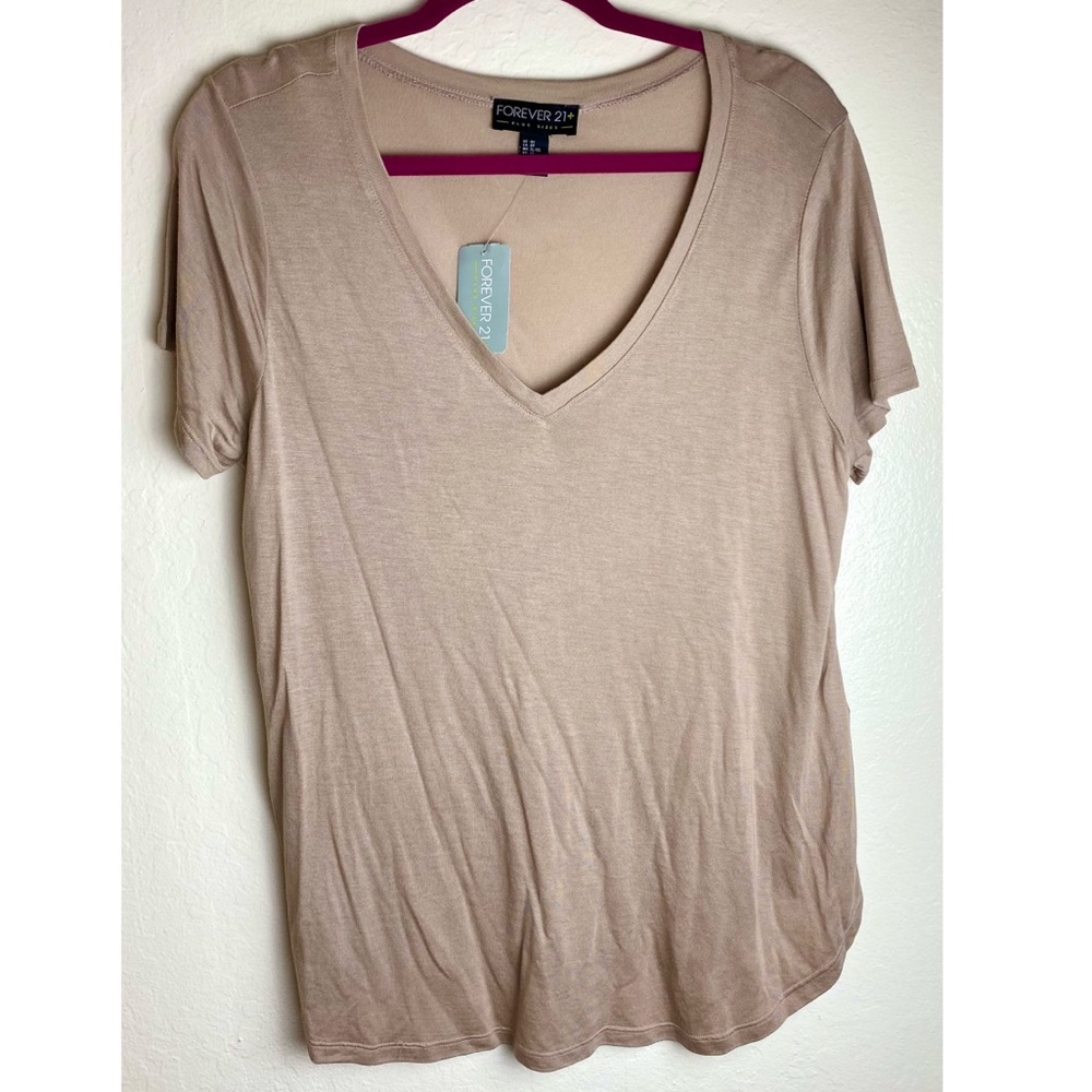 NWT Forever 21 Tan V-Neck Short Sleeve Shirt